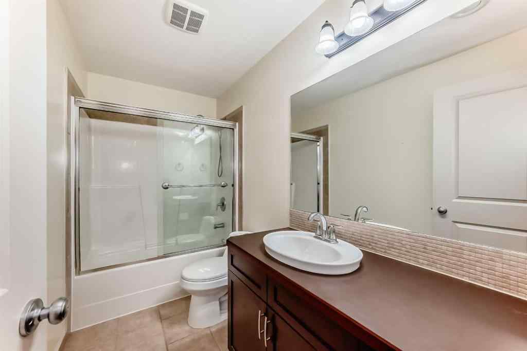 MLS® A2266892 - 160 SIENNA Passage  in Rainbow Falls Chestermere, Residential