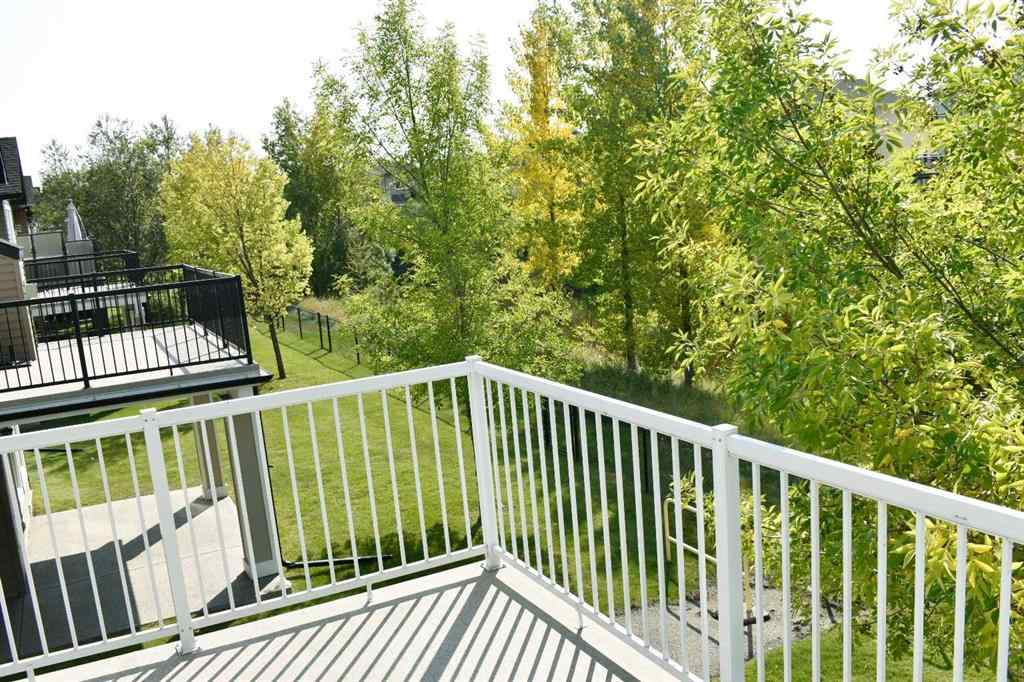 MLS® A2266892 - 160 SIENNA Passage  in Rainbow Falls Chestermere, Residential