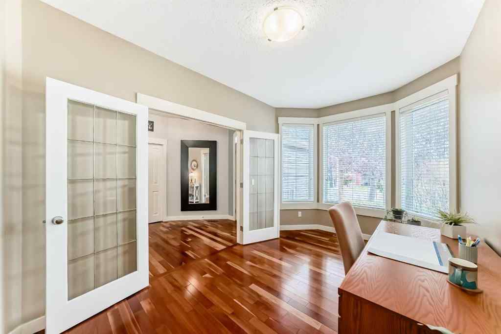 MLS® A2266892 - 160 SIENNA Passage  in Rainbow Falls Chestermere, Residential