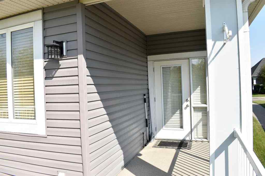 MLS® A2266892 - 160 SIENNA Passage  in Rainbow Falls Chestermere, Residential