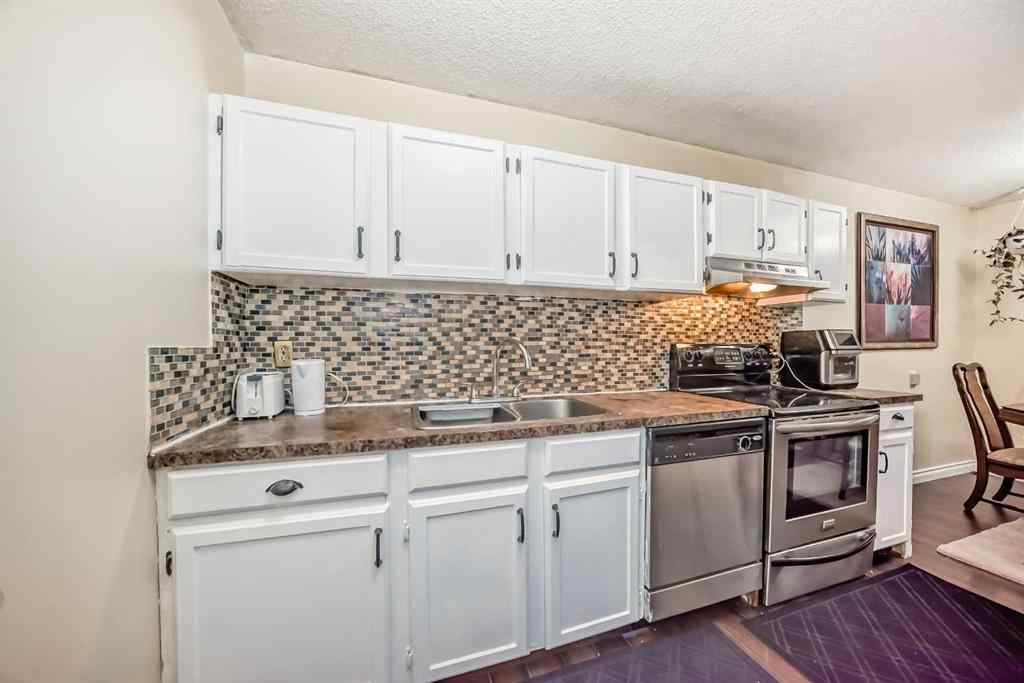 MLS® A2266893 - Unit #3 103 Pinehill Place NE in Pineridge Calgary, Residential