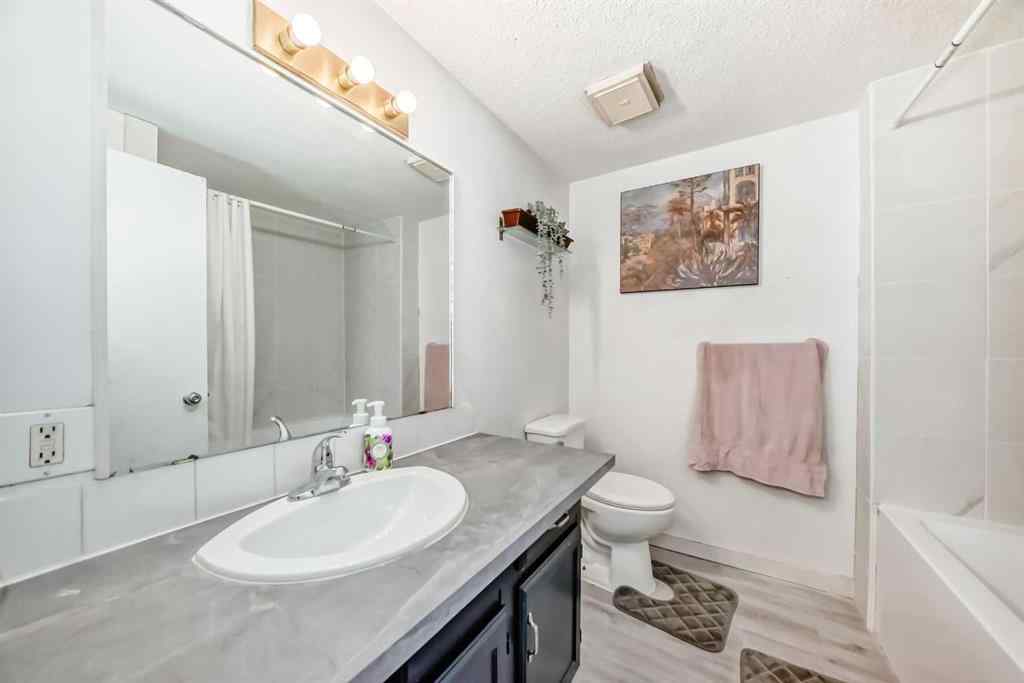 MLS® A2266893 - Unit #3 103 Pinehill Place NE in Pineridge Calgary, Residential