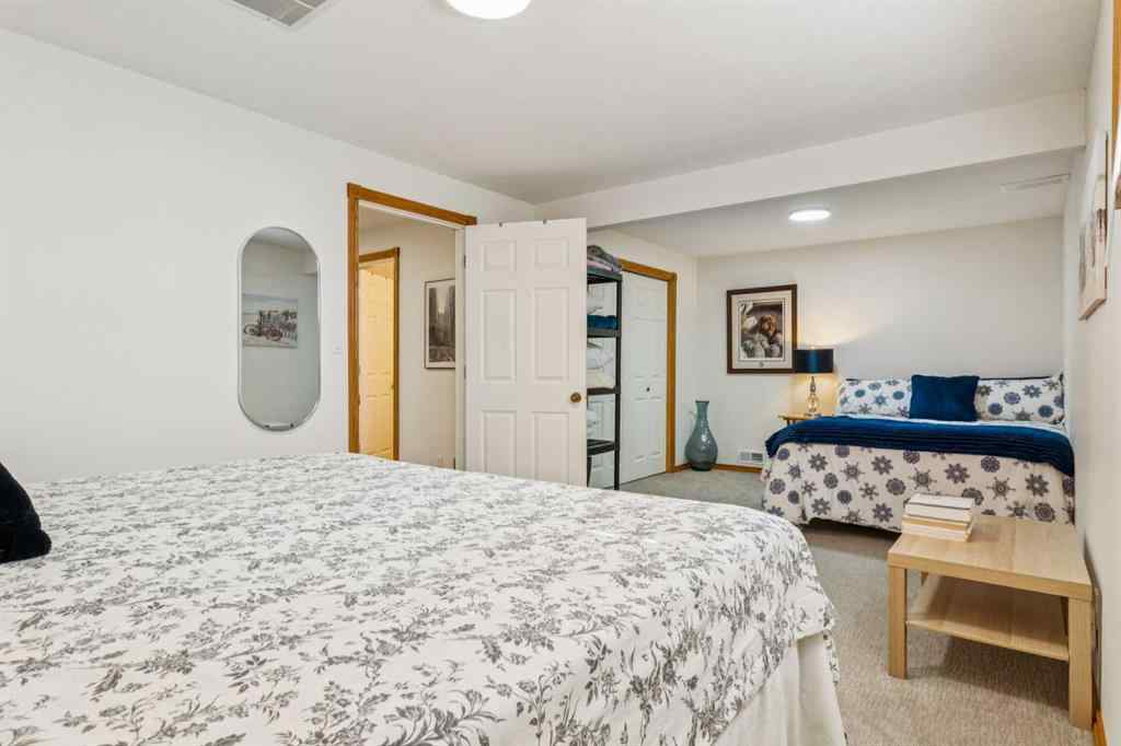 MLS® A2266894 - 5812 63 Avenue  in NONE Olds, Residential