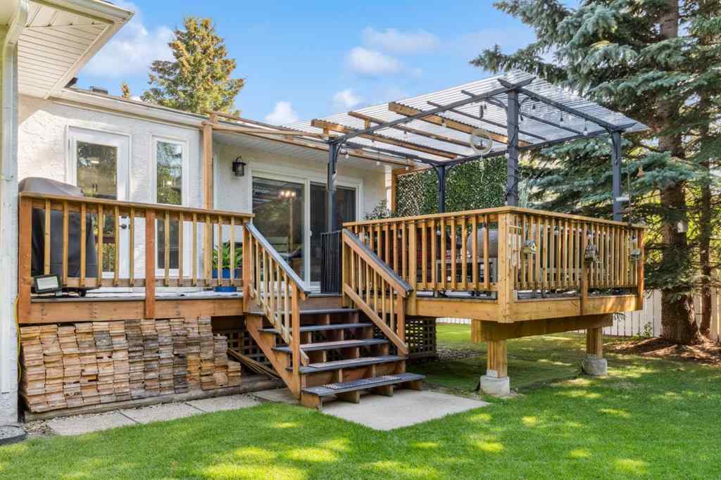 MLS® A2266894 - 5812 63 Avenue  in NONE Olds, Residential