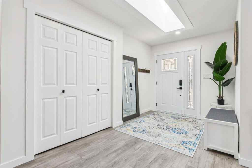 MLS® A2266894 - 5812 63 Avenue  in NONE Olds, Residential