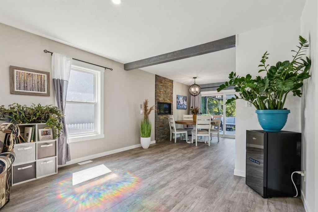 MLS® A2266894 - 5812 63 Avenue  in NONE Olds, Residential