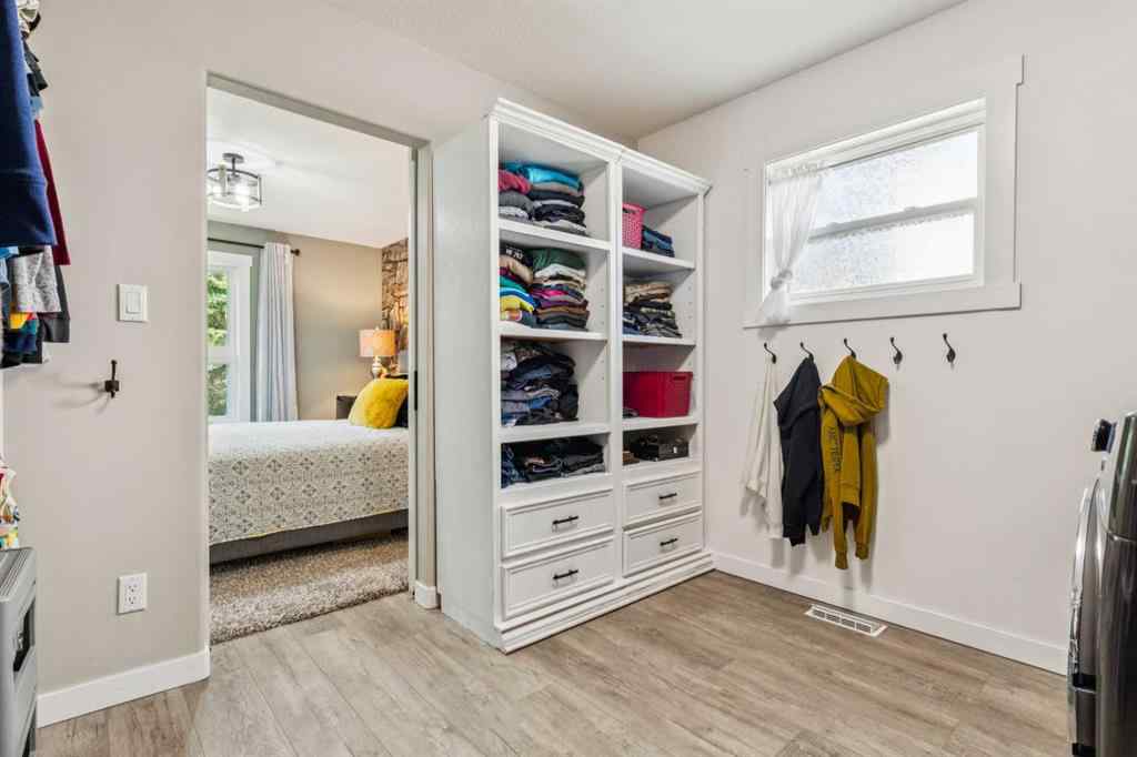 MLS® A2266894 - 5812 63 Avenue  in NONE Olds, Residential