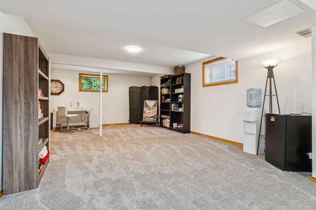 MLS® A2266894 - 5812 63 Avenue  in NONE Olds, Residential