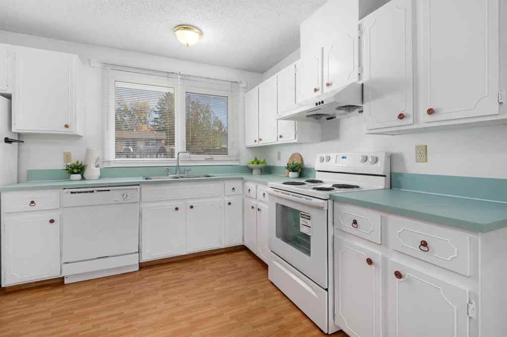 MLS® A2266895 - 228 Queensland Drive SE in Queensland Calgary, Residential