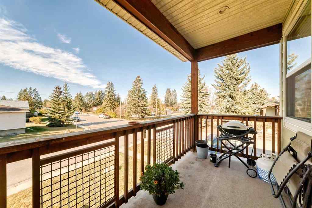 MLS® A2266896 - 1321 18 Avenue  in NONE Didsbury, Commercial