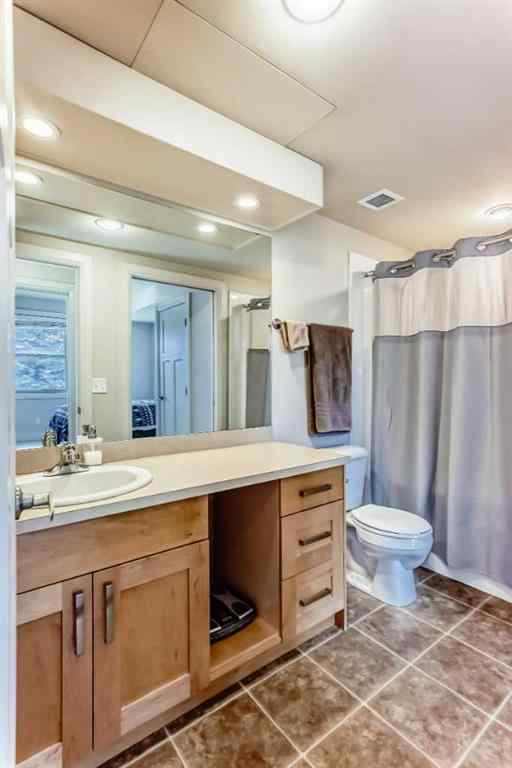 MLS® A2266896 - 1321 18 Avenue  in NONE Didsbury, Commercial