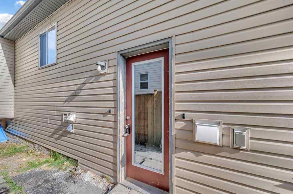 MLS® A2266900 - 231 Saddlebrook Way NE in Saddle Ridge Calgary, Residential