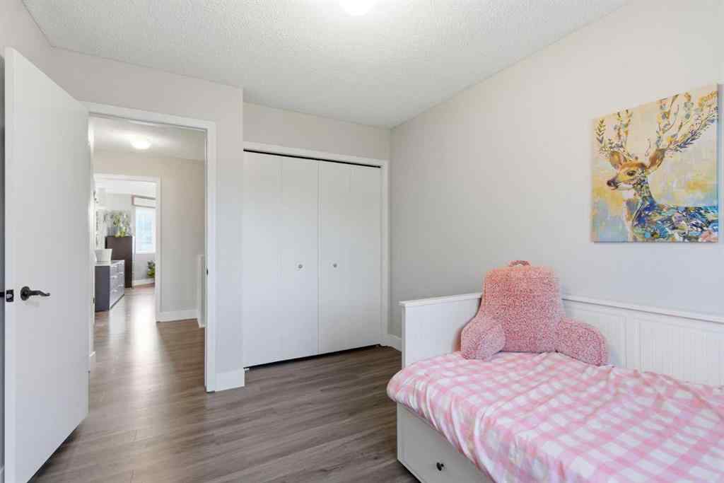 MLS® A2266902 - 88 Woodford Close SW in Woodbine Calgary, Residential