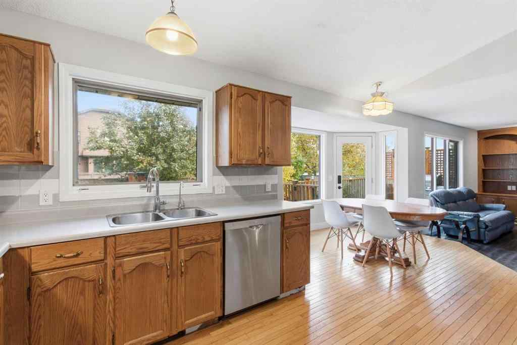 MLS® A2266902 - 88 Woodford Close SW in Woodbine Calgary, Residential