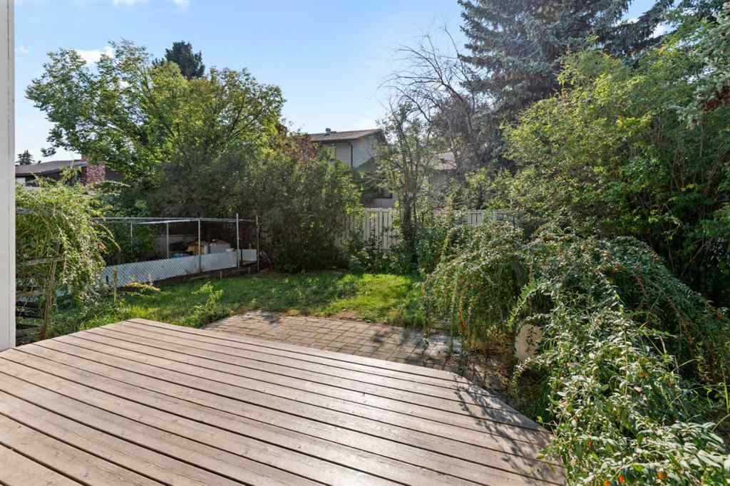 MLS&reg; # A2266904 - 89 Edgedale Drive NW in Edgemont Calgary, Residential Open Houses