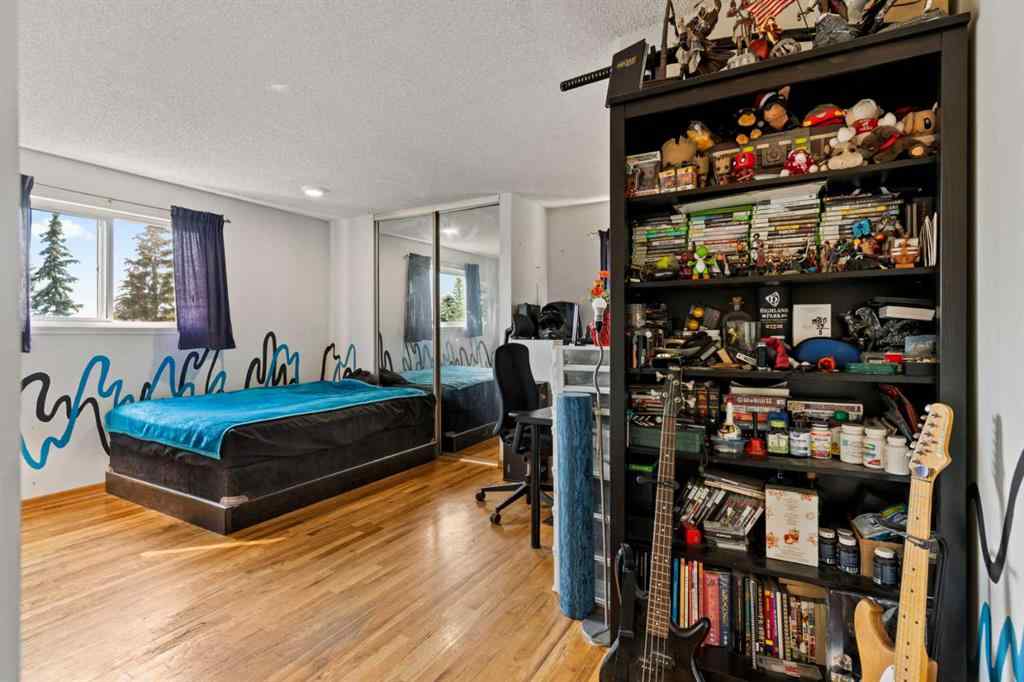 MLS&reg; # A2266904 - 89 Edgedale Drive NW in Edgemont Calgary, Residential Open Houses