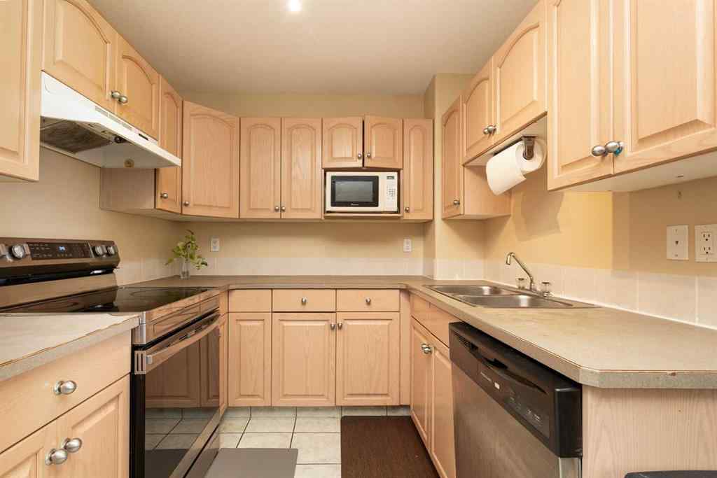 MLS® A2266906 - 19 Blackfoot Boulevard W in Indian Battle Heights Lethbridge, Residential