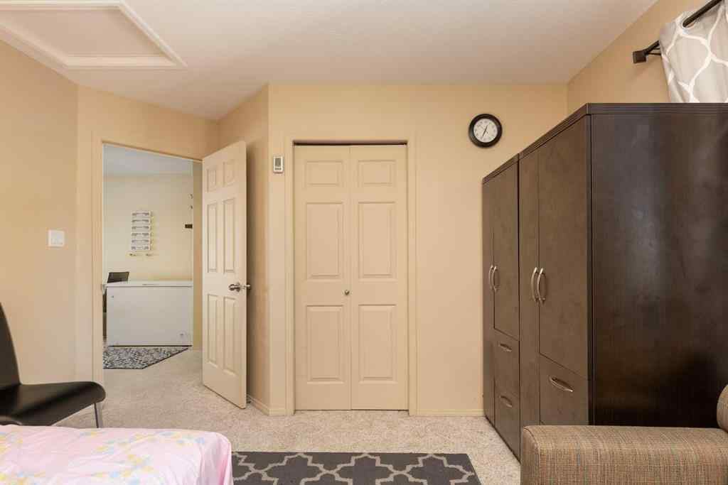 MLS® A2266906 - 19 Blackfoot Boulevard W in Indian Battle Heights Lethbridge, Residential