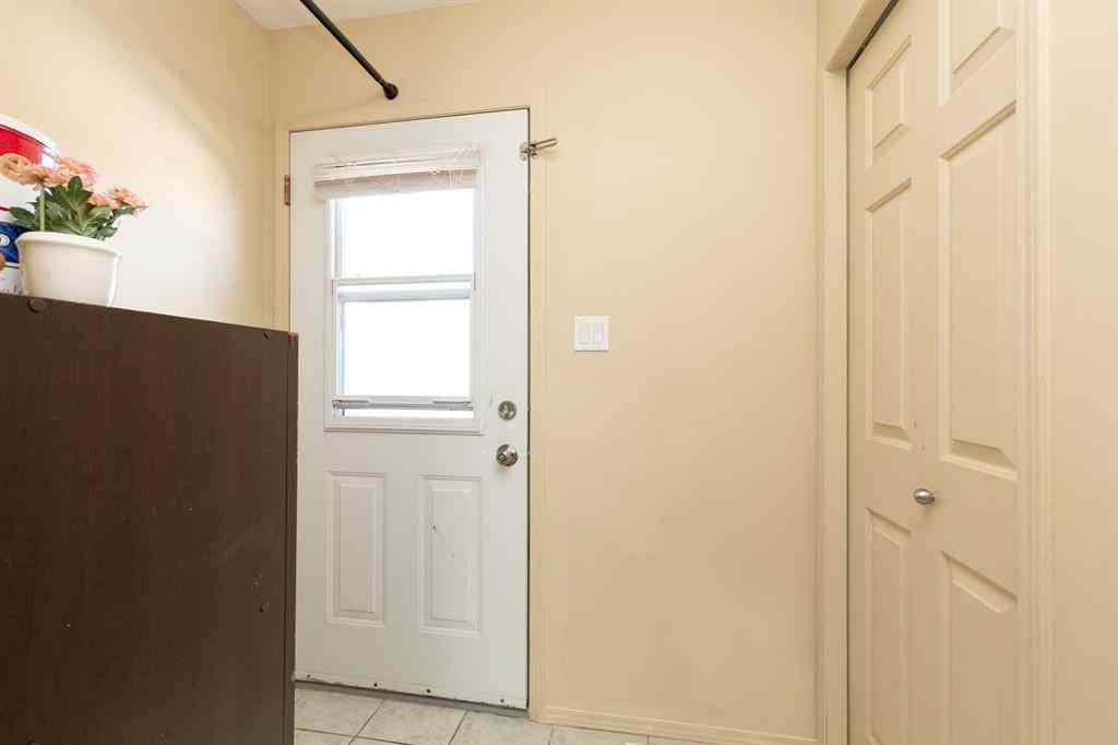 MLS® A2266906 - 19 Blackfoot Boulevard W in Indian Battle Heights Lethbridge, Residential