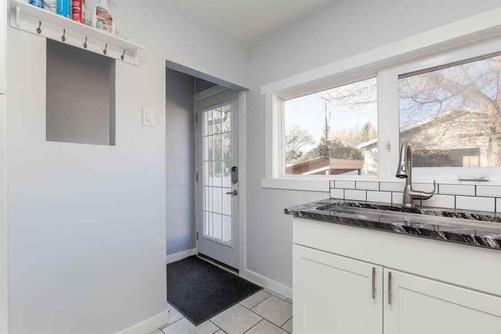 MLS® A2266910 - 1821 5A Avenue N in Westminster Lethbridge, Residential