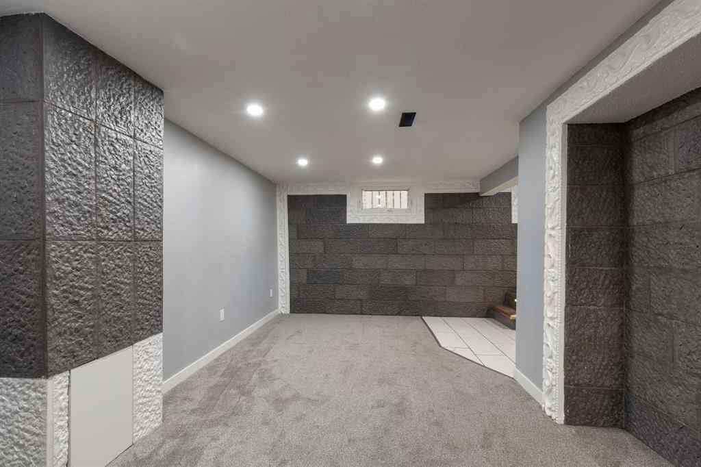 MLS® A2266910 - 1821 5A Avenue N in Westminster Lethbridge, Residential