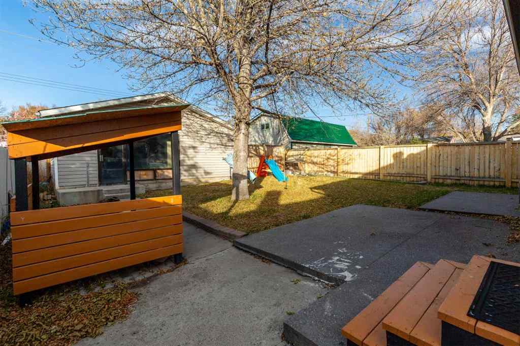 MLS® A2266910 - 1821 5A Avenue N in Westminster Lethbridge, Residential