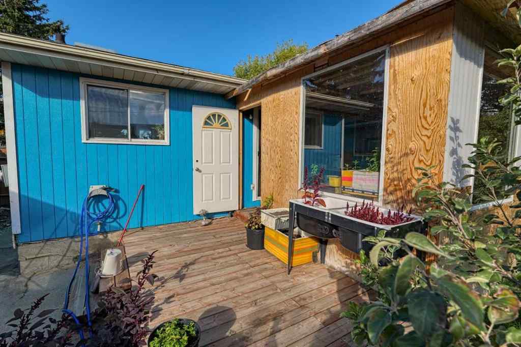 MLS® A2266913 - 20 Falton Way NE in Falconridge Calgary, Residential