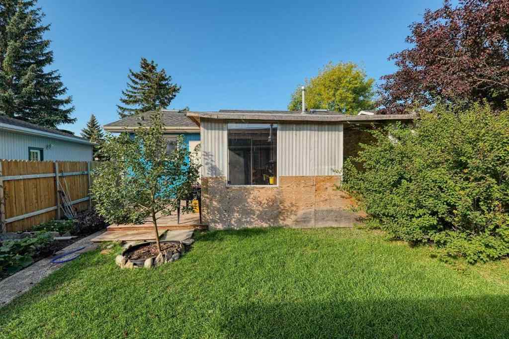 MLS® A2266913 - 20 Falton Way NE in Falconridge Calgary, Residential