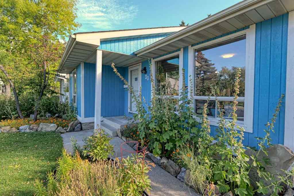 MLS® A2266913 - 20 Falton Way NE in Falconridge Calgary, Residential