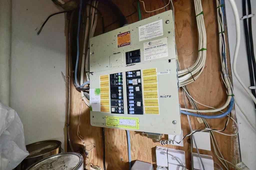 MLS® A2266913 - 20 Falton Way NE in Falconridge Calgary, Residential