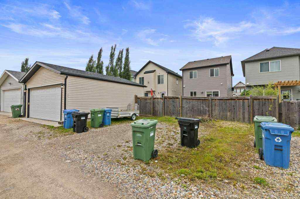 MLS® A2266917 - 2013 New Brighton Park SE in New Brighton Calgary, Residential