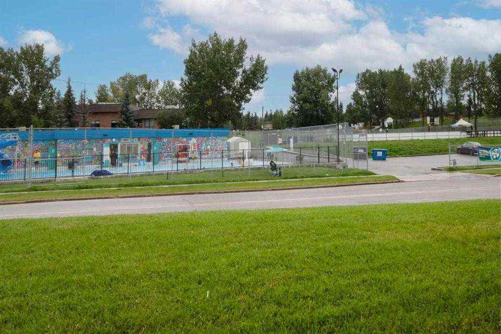 MLS® A2266918 - Unit #39 116 Silver Crest Drive NW in Silver Springs Calgary, Residential