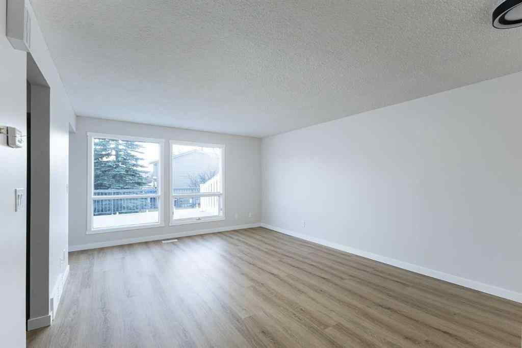 MLS® A2266918 - Unit #39 116 Silver Crest Drive NW in Silver Springs Calgary, Residential