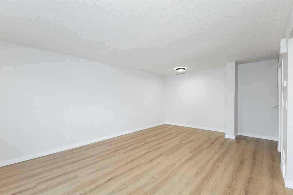 MLS® A2266918 - Unit #39 116 Silver Crest Drive NW in Silver Springs Calgary, Residential