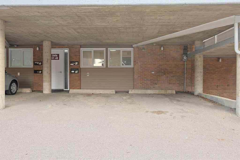 MLS® A2266918 - Unit #39 116 Silver Crest Drive NW in Silver Springs Calgary, Residential