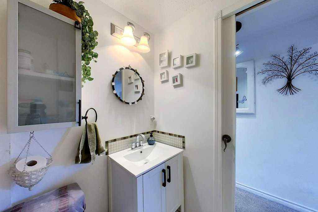 MLS&reg; # A2266920 - 4835 7 Avenue  in NONE Edson, Residential Open Houses