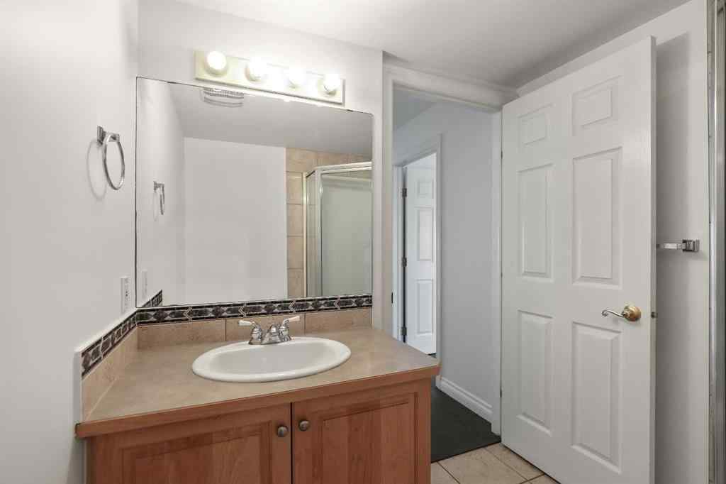 MLS® A2266921 - Unit #206 630 10 Street NW in Sunnyside Calgary, Residential