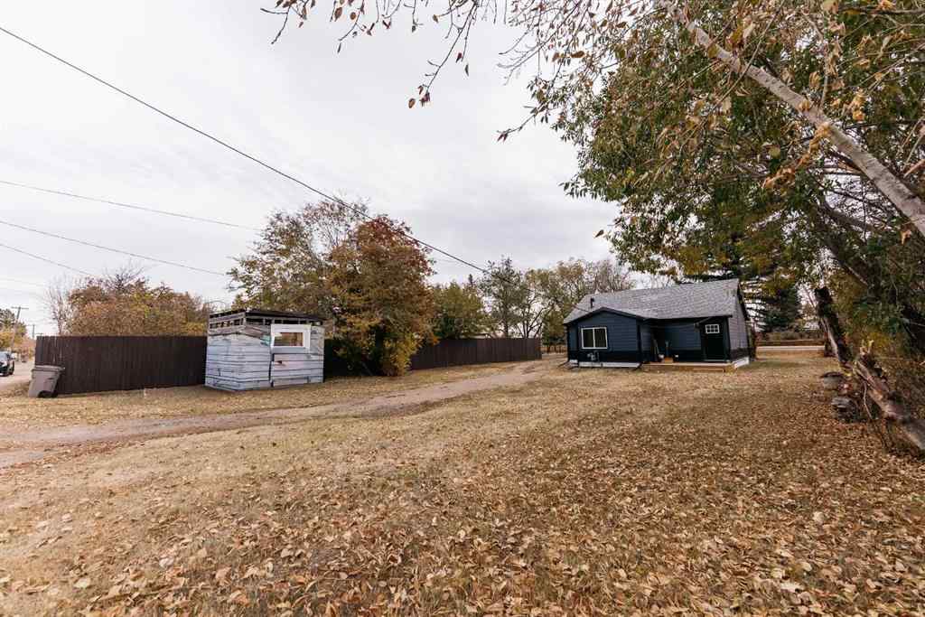 MLS® A2266922 - 5910 50 Avenue  in Rosedale Stettler, Residential