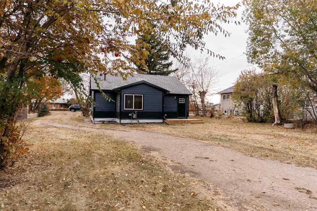 MLS® A2266922 - 5910 50 Avenue  in Rosedale Stettler, Residential