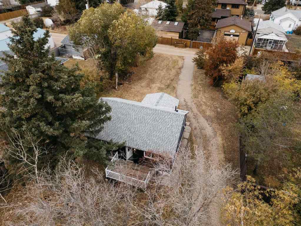 MLS® A2266922 - 5910 50 Avenue  in Rosedale Stettler, Residential