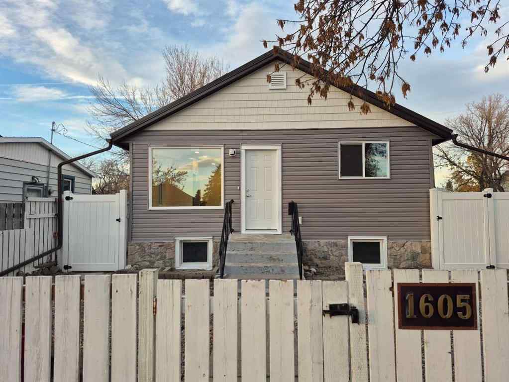 MLS® A2266926 - 1605 3 Avenue N in Westminster Lethbridge, Residential