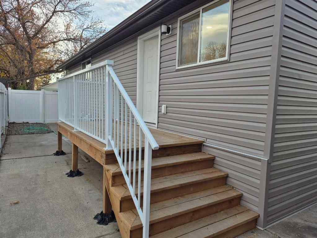 MLS® A2266926 - 1605 3 Avenue N in Westminster Lethbridge, Residential