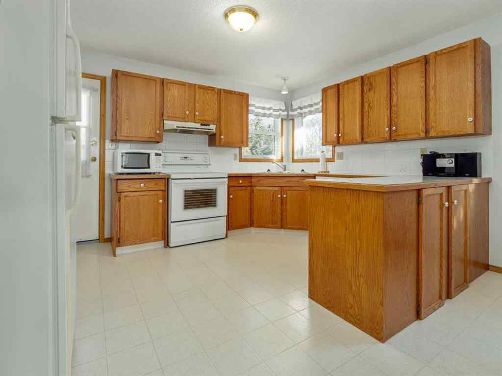 MLS® A2266927 - 2120 17A Avenue  in NONE Coaldale, Residential