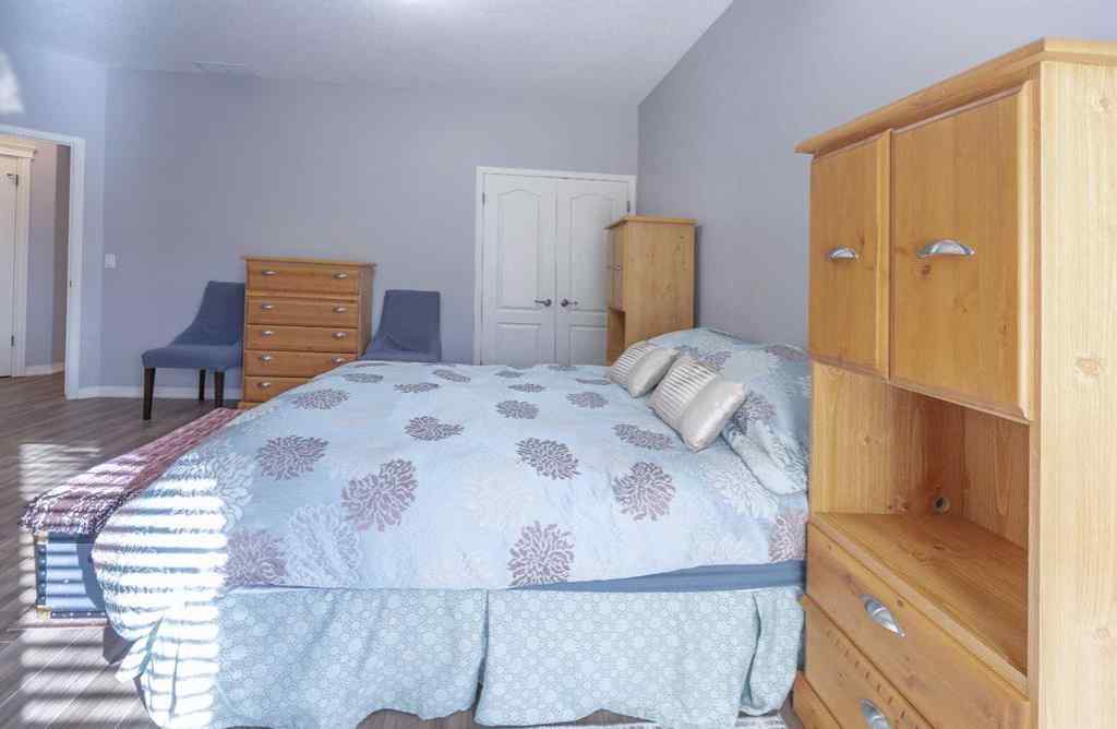 MLS® A2266930 - 17 River Ridge Link NW in Northwest Crescent Heights Medicine Hat, Residential