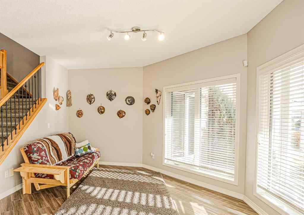 MLS® A2266930 - 17 River Ridge Link NW in Northwest Crescent Heights Medicine Hat, Residential