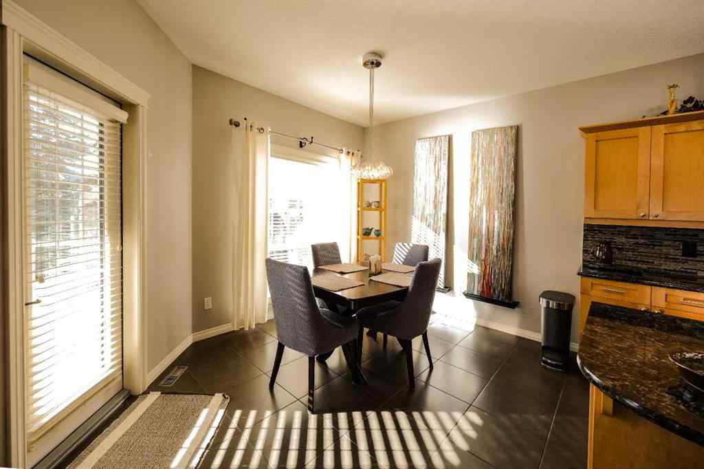 MLS® A2266930 - 17 River Ridge Link NW in Northwest Crescent Heights Medicine Hat, Residential