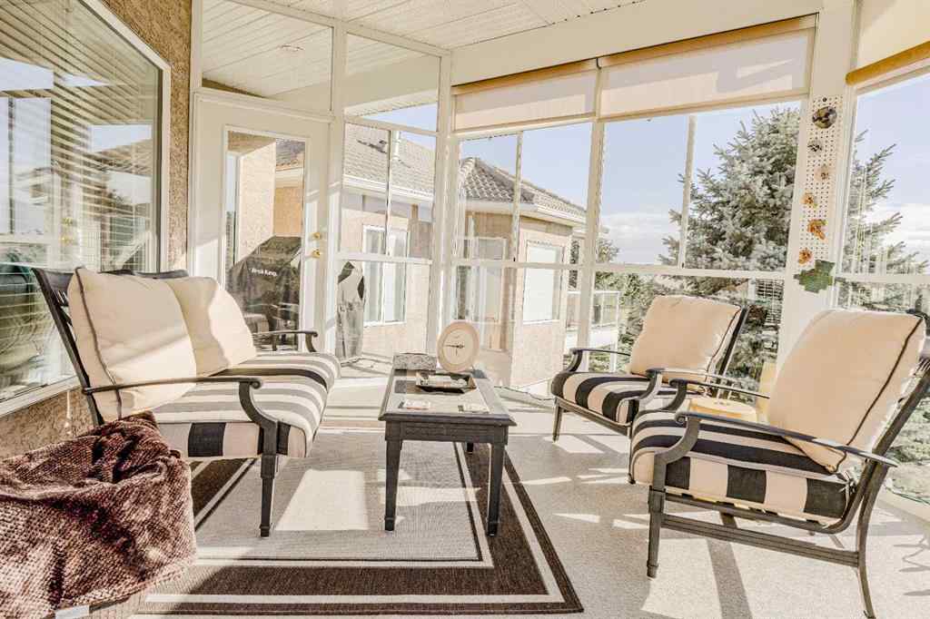 MLS® A2266930 - 17 River Ridge Link NW in Northwest Crescent Heights Medicine Hat, Residential