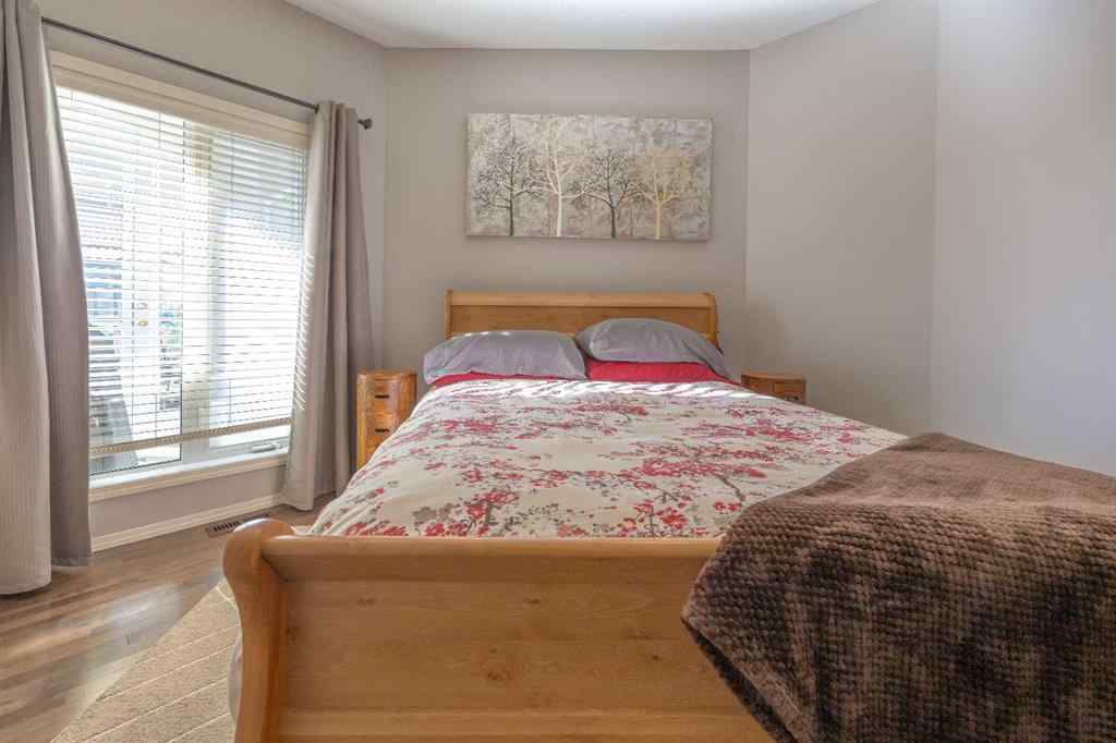 MLS® A2266930 - 17 River Ridge Link NW in Northwest Crescent Heights Medicine Hat, Residential