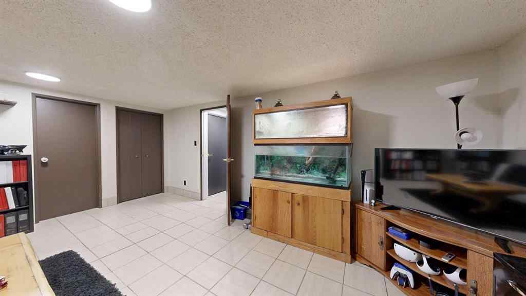 MLS® A2266934 - 6117 51 Avenue  in Rosedale Stettler, Residential