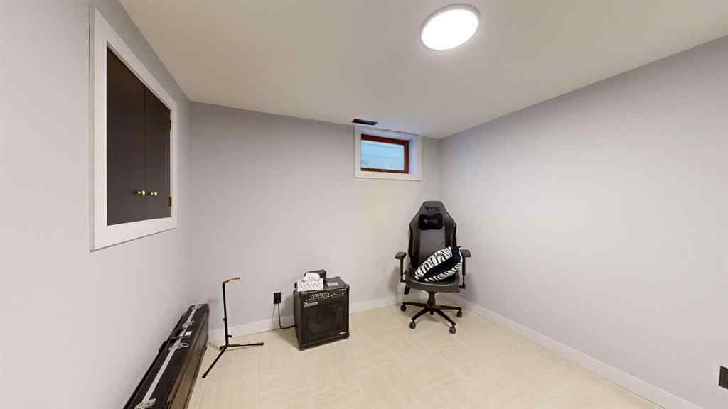 MLS® A2266934 - 6117 51 Avenue  in Rosedale Stettler, Residential